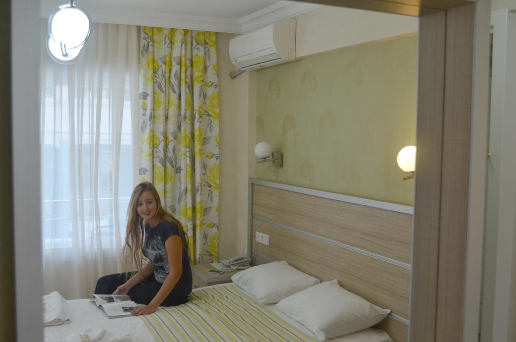Mostar Hotel Ayvalik Phòng bức ảnh