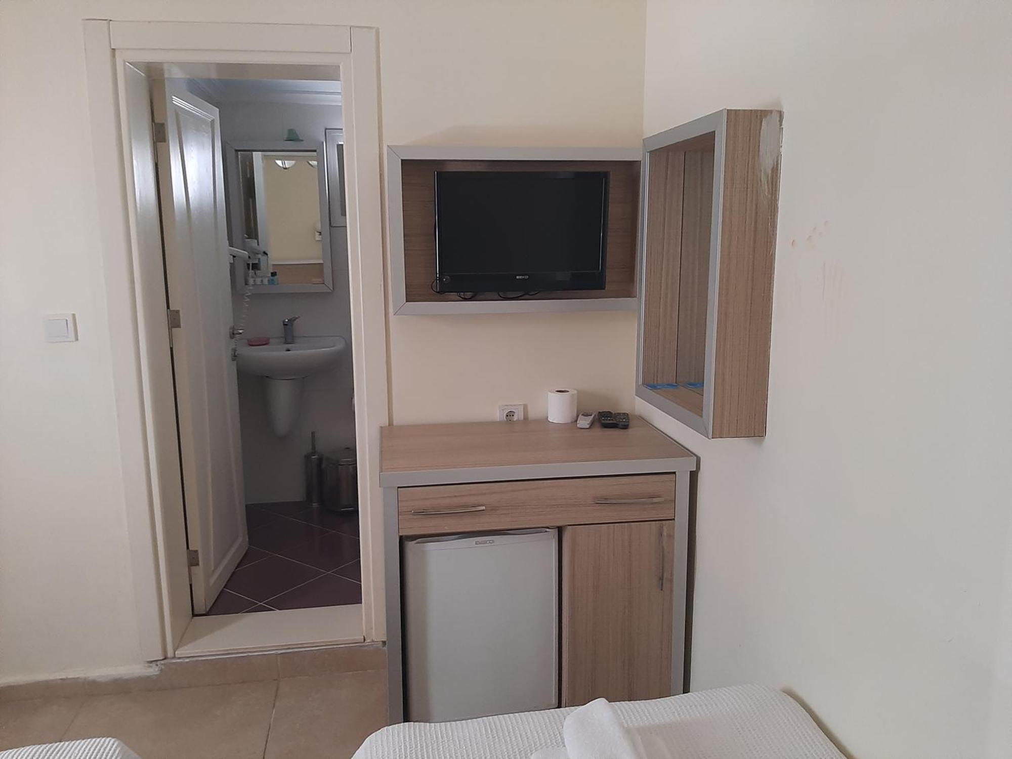 Mostar Hotel Ayvalik Phòng bức ảnh
