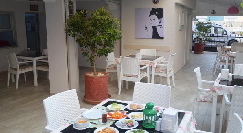 Mostar Hotel Ayvalik Ngoại thất bức ảnh
