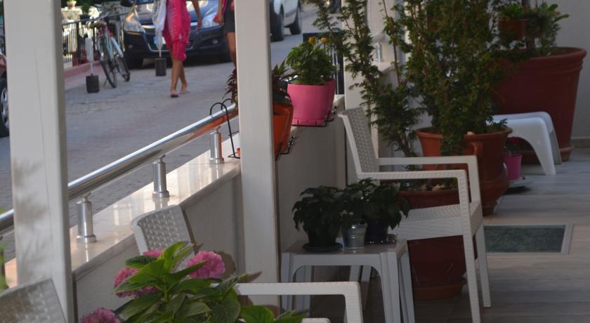 Mostar Hotel Ayvalik Ngoại thất bức ảnh