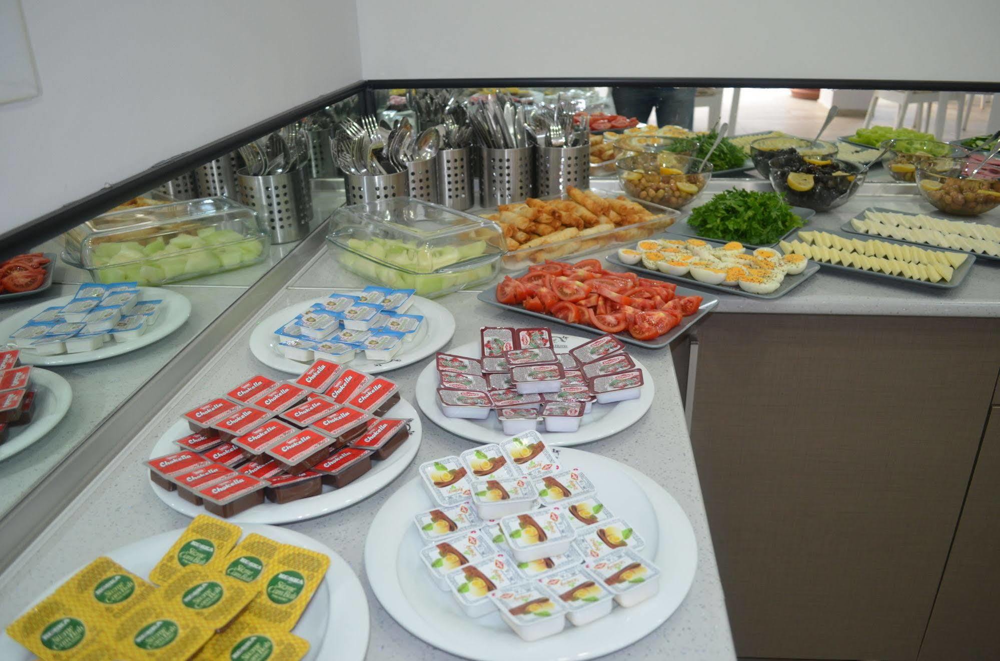 Mostar Hotel Ayvalik Ngoại thất bức ảnh