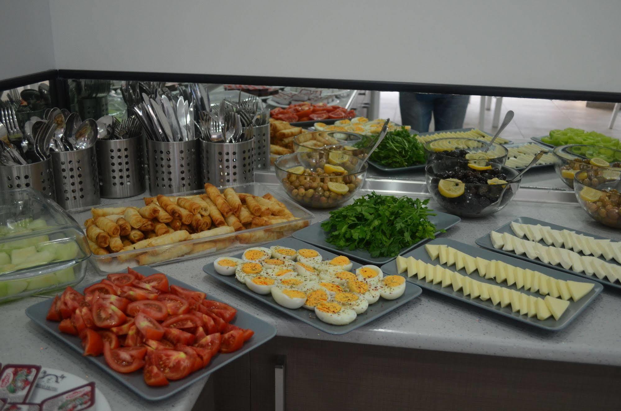 Mostar Hotel Ayvalik Ngoại thất bức ảnh