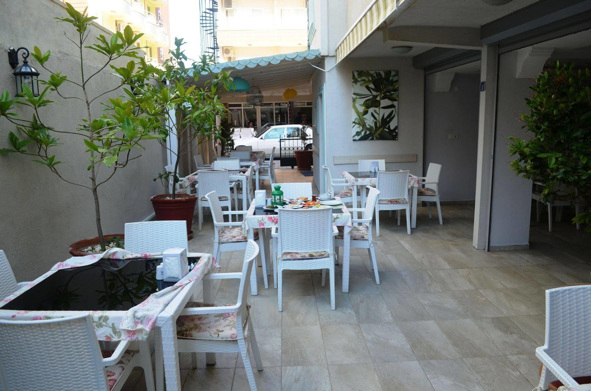 Mostar Hotel Ayvalik Ngoại thất bức ảnh